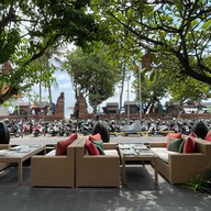 Rosso Vivo Dine & Lounge