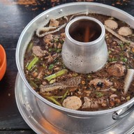 เมนูของร้าน โกสาก๋วยเตี๋ยวเนื้อตุ๋น-หมูตุ๋น