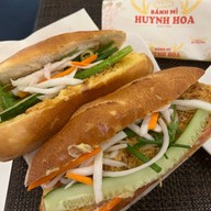 Banh Mi Huynh Hoa
