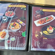 Twinkle pool bar @ Cape Dara