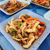 เมนูของร้าน ส้มตำชนะจน (ส้มตำพี่นก)