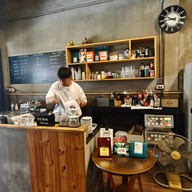 ผู้ชายขายกาแฟ