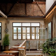 The Old School : Specialty Coffee เจริญนคร