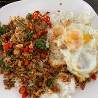ร้านอาหารครัวตามสั่ง Zone&Zoom Thai food restaurant