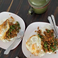 ร้านอาหารครัวตามสั่ง Zone&Zoom Thai food restaurant