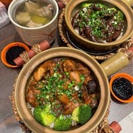 Pot Master Canton ClayPot Rice 煲师傅老广煲仔饭 วัน แบงค็อก