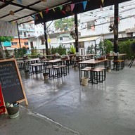 ก๋วยเตี๋ยวเรืออยุธยาเจ๊จุ๋ม พระยาสุเรนทร์