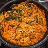 Korean spoon (  เดอะ คลิสตัล เอกมัย รามอินทรา)