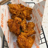 Choongman Chicken (ชุงมัน ชิคเค่น) สีลม