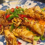 ร้านข้าวต้มลอยฟ้า เมืองสามอ่าว