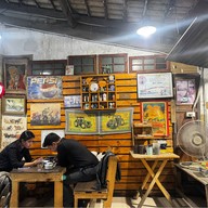 Chill for you Roti&Tea, Halal food ราม24/4