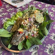 สวนอาหารซุ้มไผ่ เรโทร