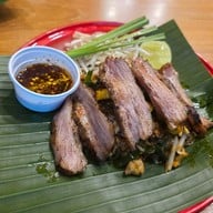 เมนูของร้าน ผัดไทยไฟทะลุ ถนนดินสอ