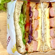 แซนวิส สเตชั่น - Sanwich Station