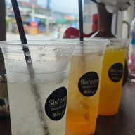 Awa cafe ถนนหนองคล้าใหม่