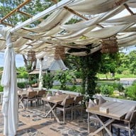 Lalinna Cafe&restaurant