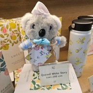 บรรยากาศ White Story โรบินสัน ราชพฤกษ์