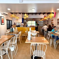 บรรยากาศ Lanna Eatery (ลานนาอีทเทอร์รี่) ข้าวซอย น้ำเงี้ยว เจียงฮาย ศาลายา ซ.11