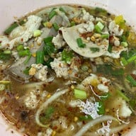 ก๋วยเตี๋ยวตำลึงนายอ้วน บางขุนนนท์ นายอ้วน บางขุนนนท์