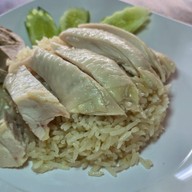 หอมนุ่ม ข้าวมันไก่ สไตล์สิงคโปร์