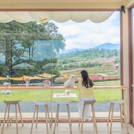 บรรยากาศ Floryday Khaoyai : Cafe & Flower