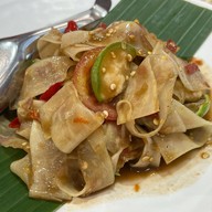 ครัวเมืองเว้ ลาว ญวน โรบินสัน ราชพฤกษ์