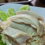หอมนุ่ม ข้าวมันไก่ สไตล์สิงคโปร์