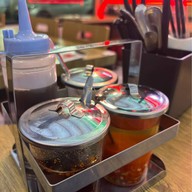 ก๋วยเตี๋ยวเรือเสือหน้าหยก (สูตรเข้มข้นไม่ใส่เลือด) Center One