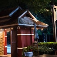 Raya Restaurant & wine bistro / Raya Coffee