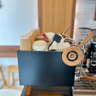 นาริ นาริ พาทิซเซอรี่ -