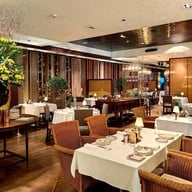 Salvia แกรนด์ ไฮแอท เอราวัณ กรุงเทพฯ