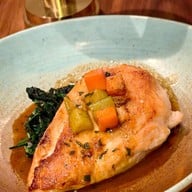 Salvia แกรนด์ ไฮแอท เอราวัณ กรุงเทพฯ