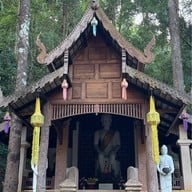 วัดผาลาด
