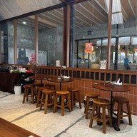 ร้านก๋วยเตี๋ยวเรือวันจันทร์ -