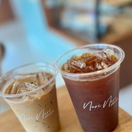 นาริ นาริ พาทิซเซอรี่ -