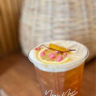 นาริ นาริ พาทิซเซอรี่ -