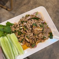 แจ่วฮ้อน เอ็นจอย