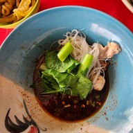 ก๋วยเตี๋ยวเรือป.ประทีป คุณจอน เสาธงหิน