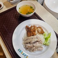 Lotus's Eatery แม็คโคร สาทร