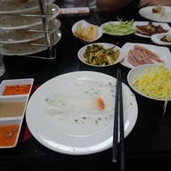 เมนูของร้าน Bánh Ướt Ban Mê Giang Vương Tôn Thất Tùng