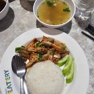 Lotus's Eatery แม็คโคร สาทร