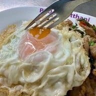 เมนูของร้าน ยินดี นู้ดเดิ้ล วรจักร