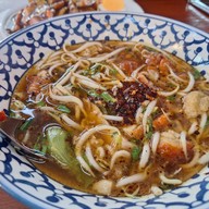 เมนูของร้าน เชลล์ไม่เคยชิม สามแยกมาลัยแมน