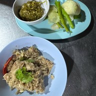 ดี หมูทอด