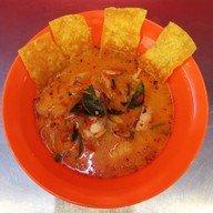 อิ่มข้าวมันไก่ ต้มยำน้ำข้น  ข้าวต้มปลากะพง กุ้งอบวุ้นเส้น หมี่กระเฉด โครงการร่มไทรวอร์ค