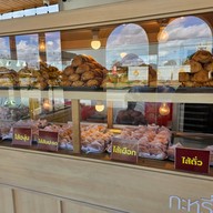 บรรยากาศ ส่วย กะหรี่ปั๊บจิ๋ว วิหารแดง