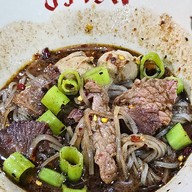 ชีวารส X ก๋วยเตี๋ยวเรือ ป.ประทีป สาขาศิริการ by ครัวชีวารส สาขาศิริการ