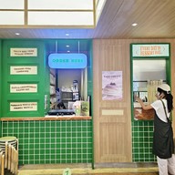 Cheevit Cheeva Siam Square One