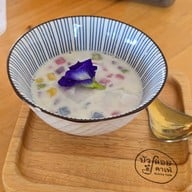 บัวลอยคาเฟ่ บัวลอยคาเฟ่