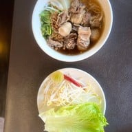 เมนูของร้าน ร้านอาหาร กาเฟเวียด Cà Phê Việt